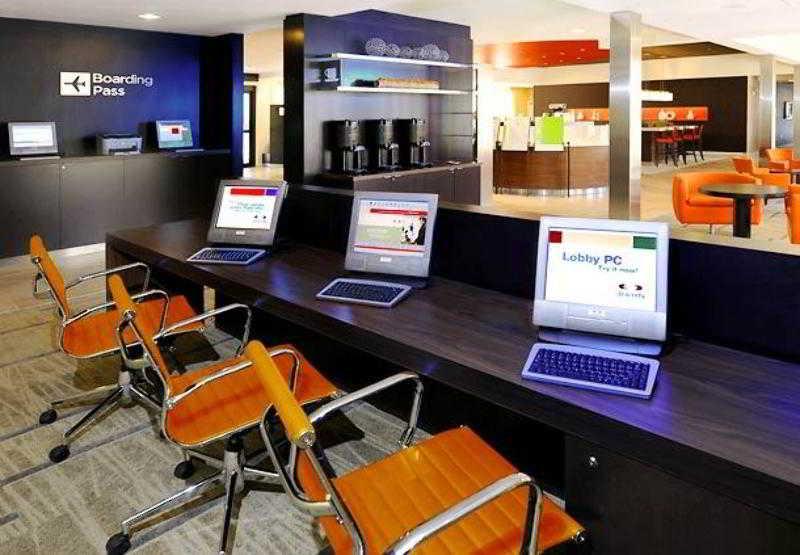 Courtyard By Marriott Phoenix Airport Facilities photo